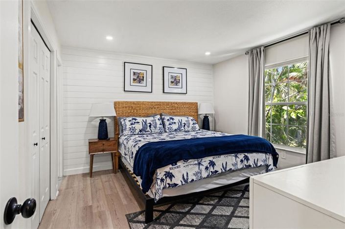 Image No.4-4 Bed Property for sale