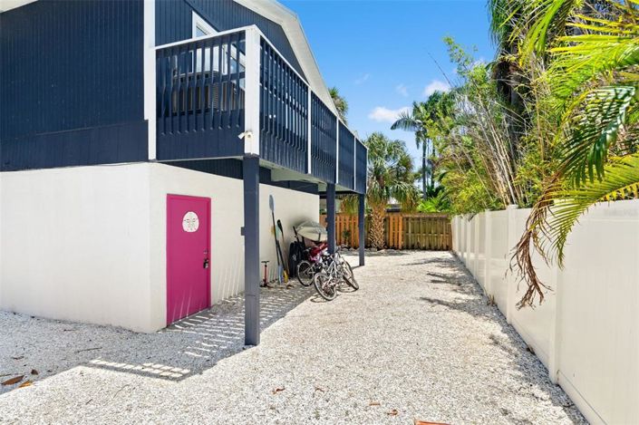 Image No.56-4 Bed Property for sale