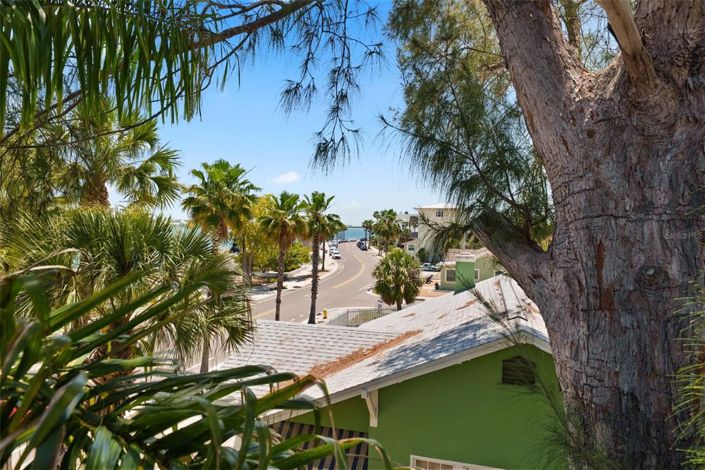 Image No.29-3 Bed Property for sale