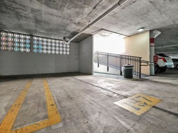 fa005713