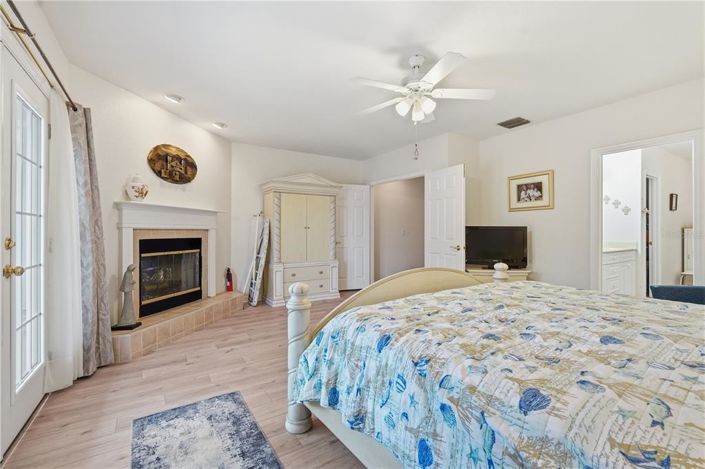 Image No.44-3 Bed Townhouse for sale