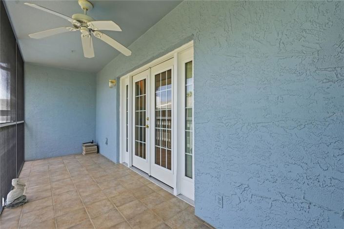 Image No.50-3 Bed Townhouse for sale