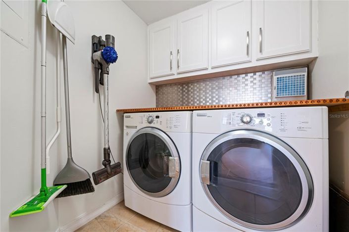 Image No.41-2 Bed Property for sale