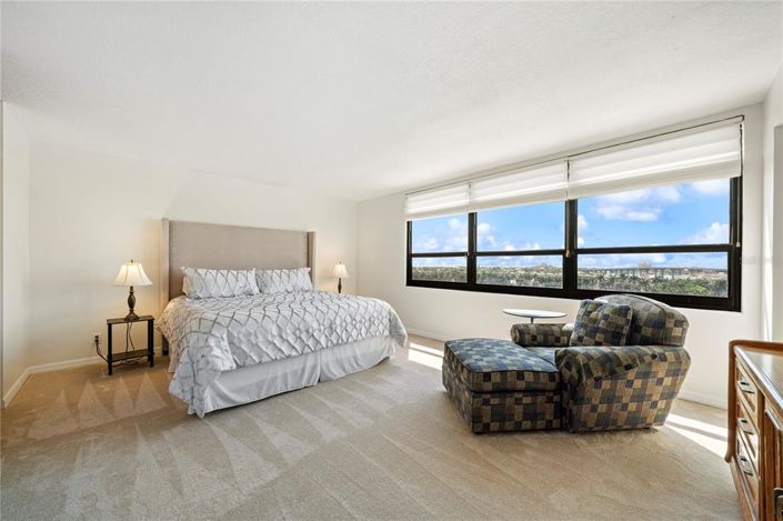 Image No.7-2 Bed Property for sale
