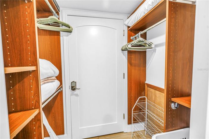 Image No.23-Propriété de 2 chambres à vendre à Sarasota