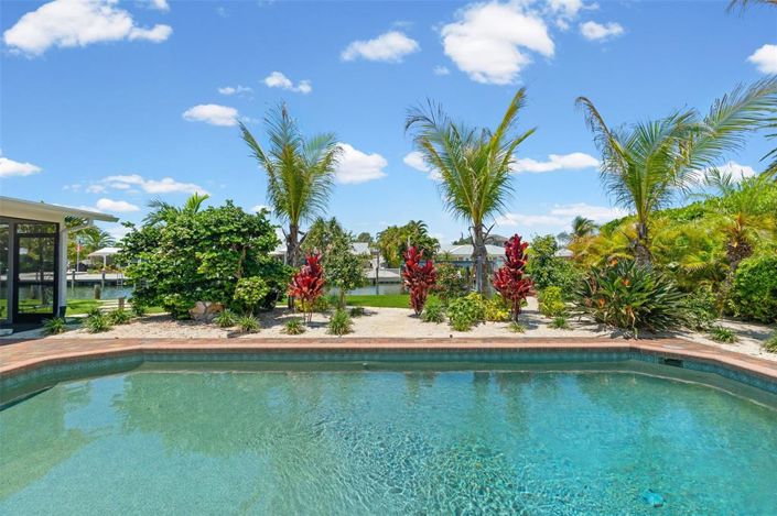 Image No.40-4 Bed Property for sale
