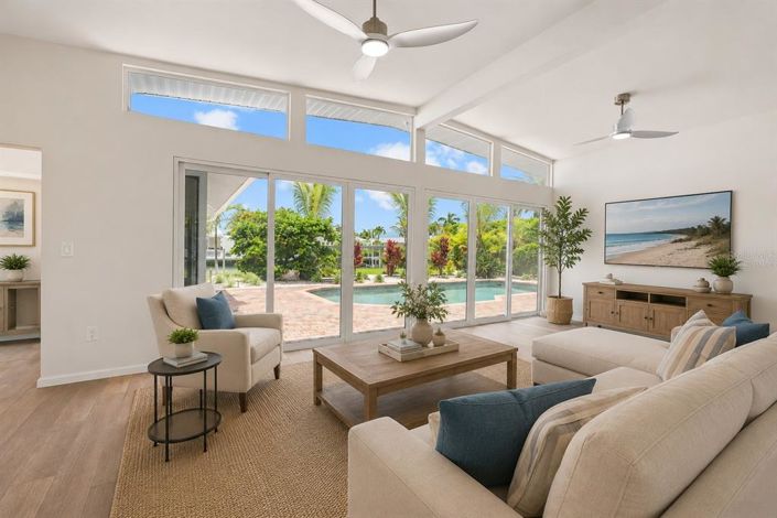 Image No.5-4 Bed Property for sale