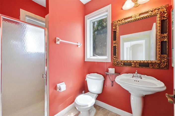 Image No.21-4 Bed Property for sale