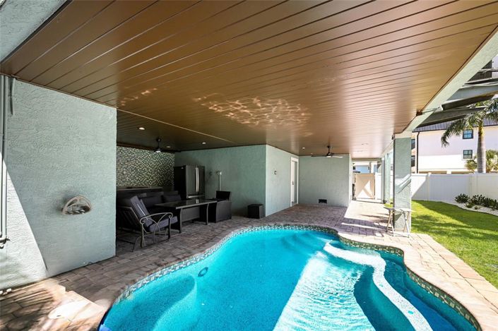 Image No.34-4 Bed Property for sale