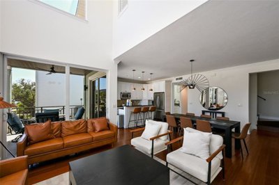 fa005713
