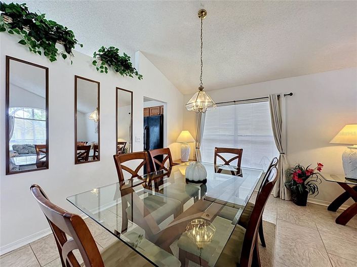 Image No.8-4 Bed Property for sale