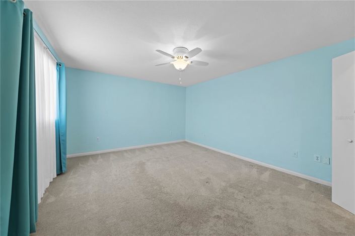 Image No.45-3 Bed Property for sale