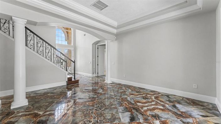 Image No.49-6 Bed Property for sale
