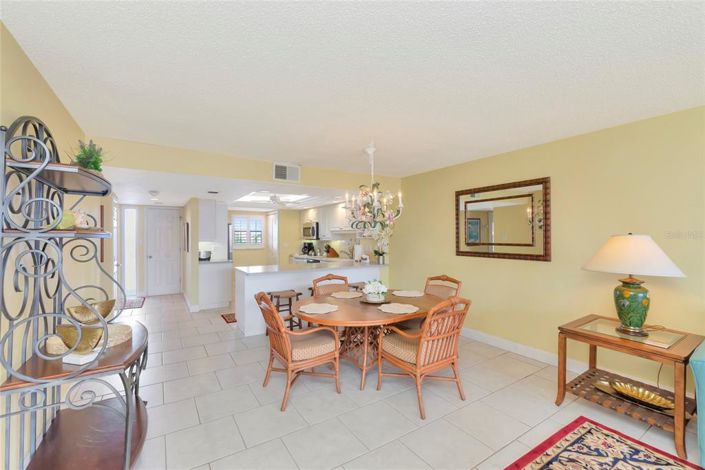 Image No.18-Propriété de 2 chambres à vendre à Sarasota