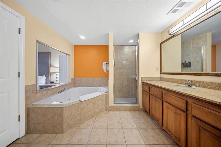 Image No.21-2 Bed Property for sale