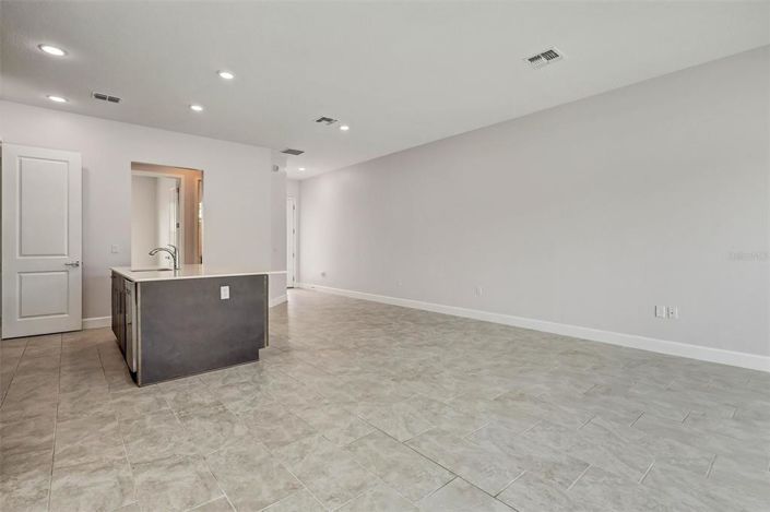 Image No.7-4 Bed Property for sale