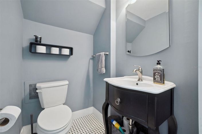 Image No.25-4 Bed Property for sale