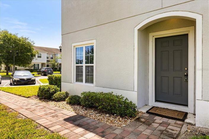 Image No.2-3 Bed Townhouse for sale