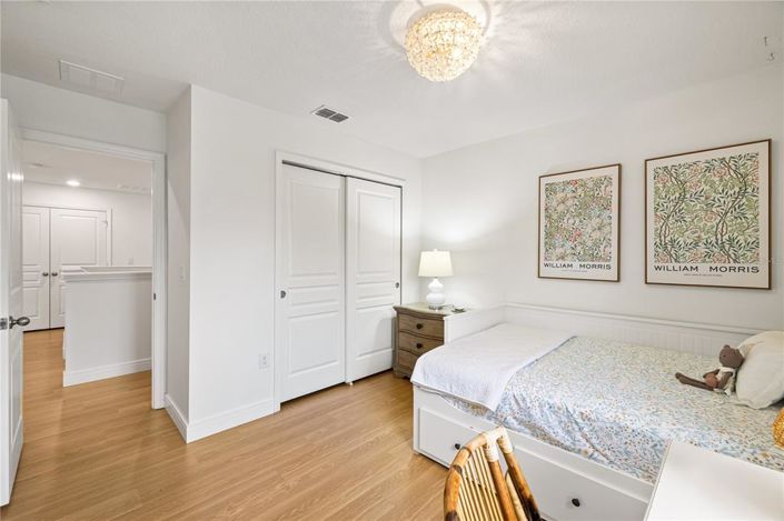 Image No.43-4 Bed Property for sale
