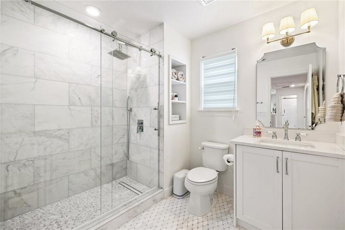 Image No.44-4 Bed Property for sale