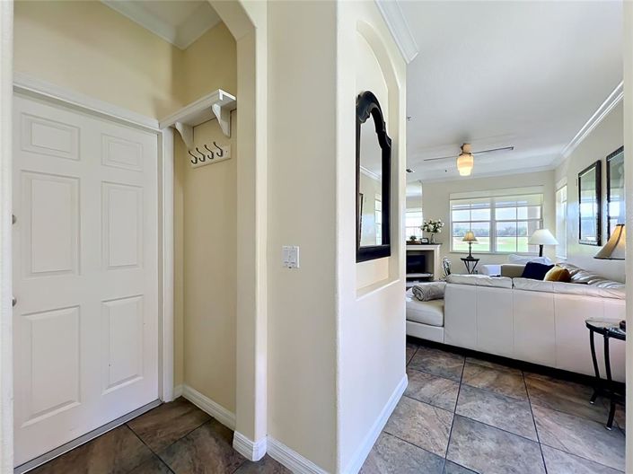 Image No.15-4 Bed Townhouse for sale