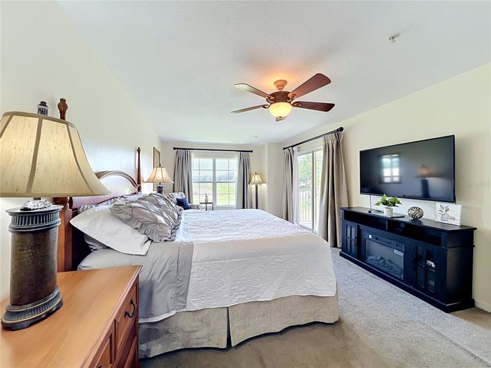 Image No.55-4 Bed Townhouse for sale