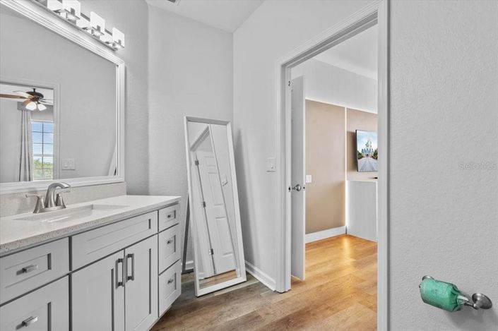 Image No.20-3 Bed Property for sale