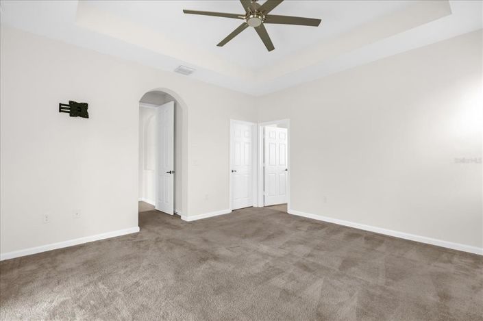 Image No.28-3 Bed Property for sale