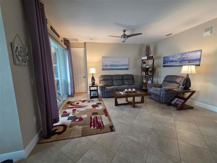 Image No.8-3 Bed Property for sale