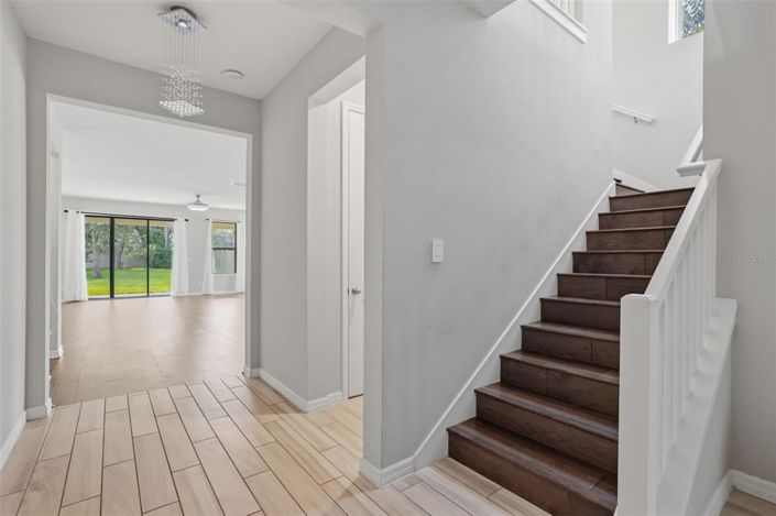 Image No.7-5 Bed Property for sale