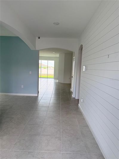 Image No.2-4 Bed Property for sale