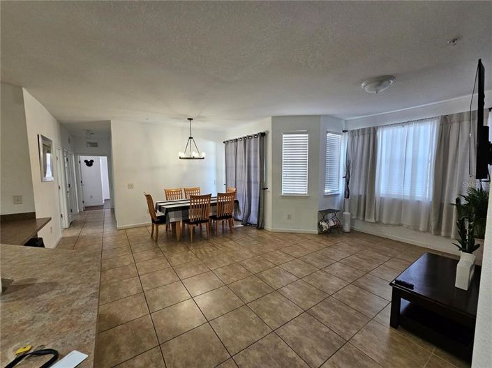Image No.5-4 Bed Property for sale
