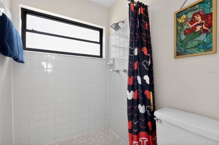 Image No.21-2 Bed Property for sale