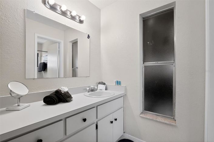 Image No.22-2 Bed Property for sale
