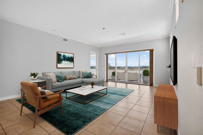 Image No.6-3 Bed Property for sale