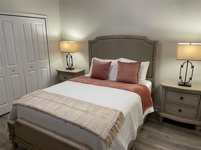 Image No.19-6 Bed Property for sale