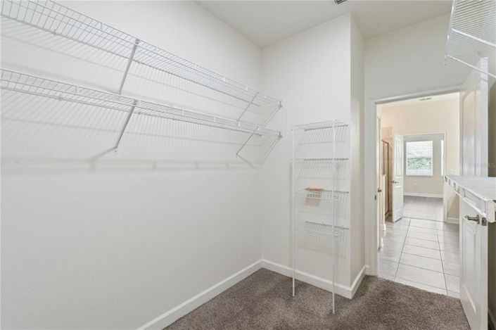 Image No.22-5 Bed Property for sale
