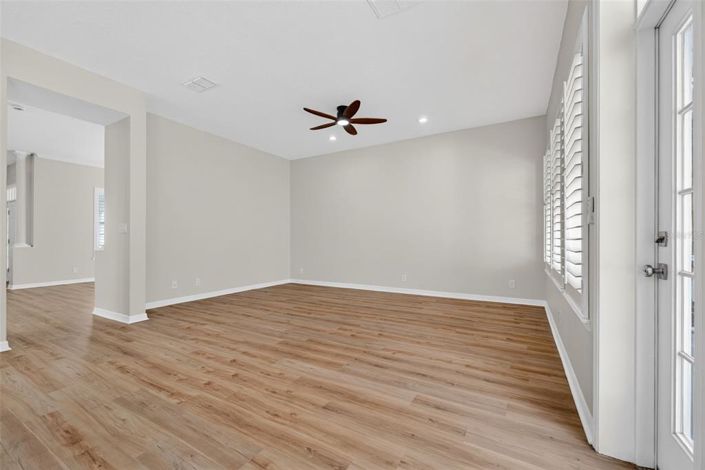 Image No.19-5 Bed Property for sale
