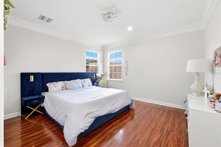 Image No.48-6 Bed Property for sale