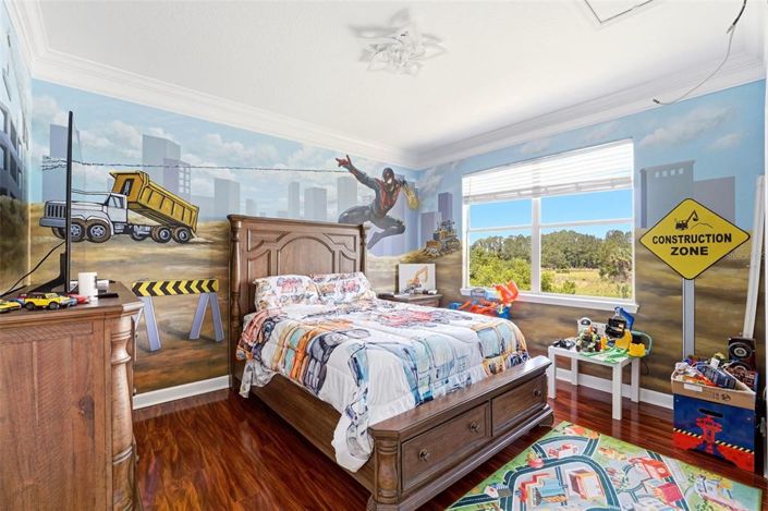 Image No.49-6 Bed Property for sale