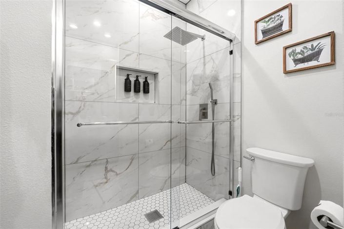 Image No.54-6 Bed Property for sale