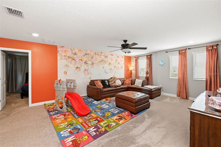 Image No.51-7 Bed Property for sale