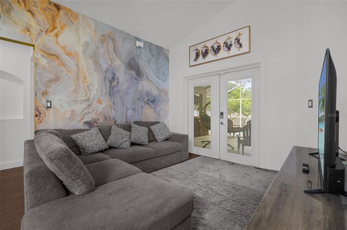 Image No.3-4 Bed Property for sale