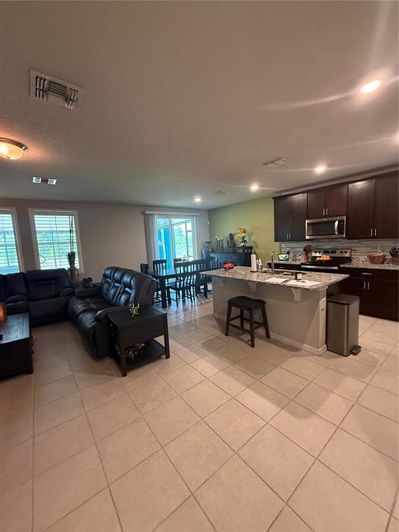 Image No.3-3 Bed Property for sale