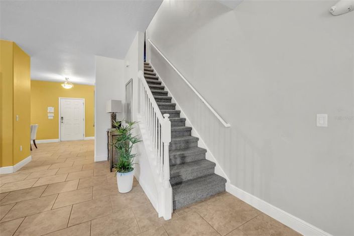 Image No.21-6 Bed Property for sale
