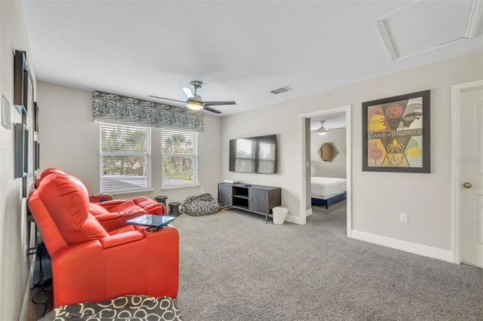 Image No.24-6 Bed Property for sale