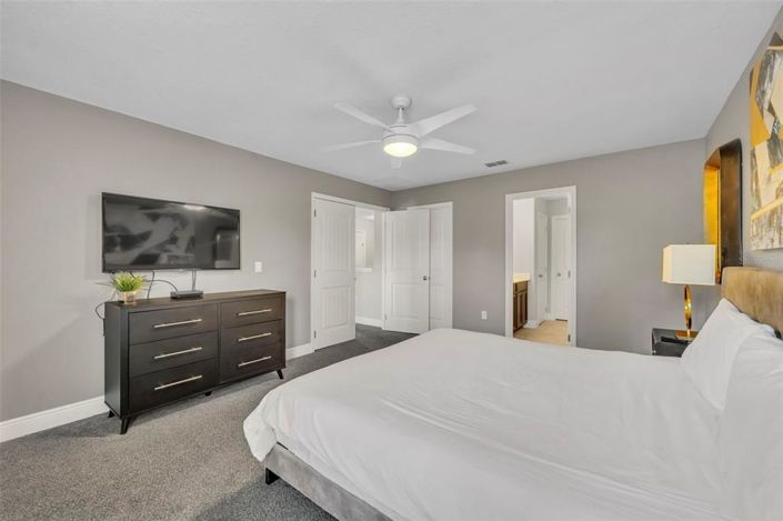 Image No.27-6 Bed Property for sale