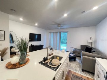 fa005713