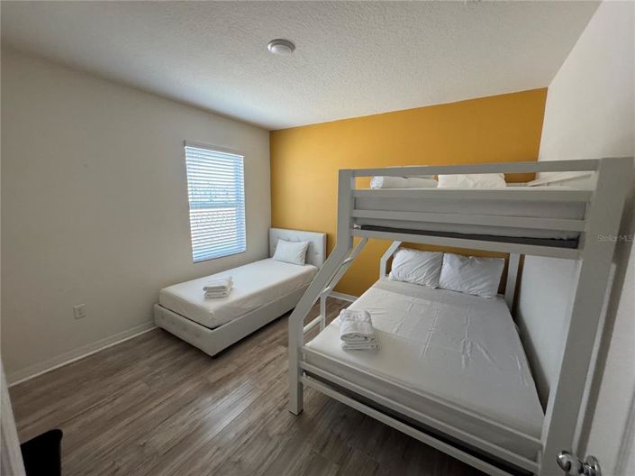 Image No.39-6 Bed Property for sale
