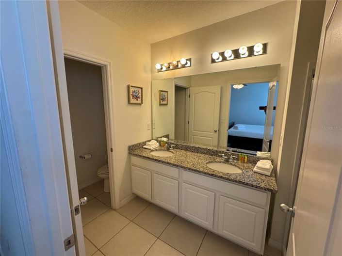 Image No.47-6 Bed Property for sale